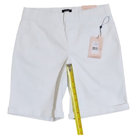 NWT NYDJ Pull On Cuff Shorts - Picture 6 of 7